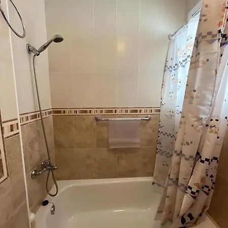 Auberge de jeunesse Alyana *