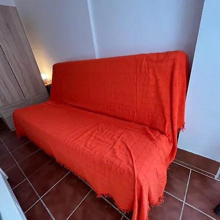 Alyana Hostel
